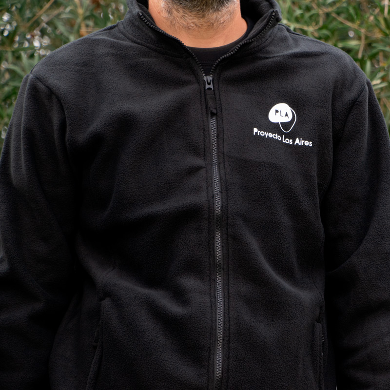 Forro Polar Proyecto Los Aires Crew Forro Polar Proyecto Los Aires Crew - Imagen 4